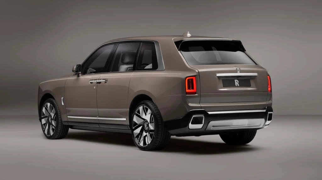 2024 Rolls Royce Cullinan Facelift Rear