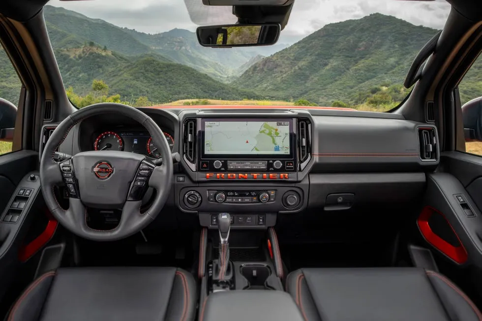 2025 Nissan Frontier interior