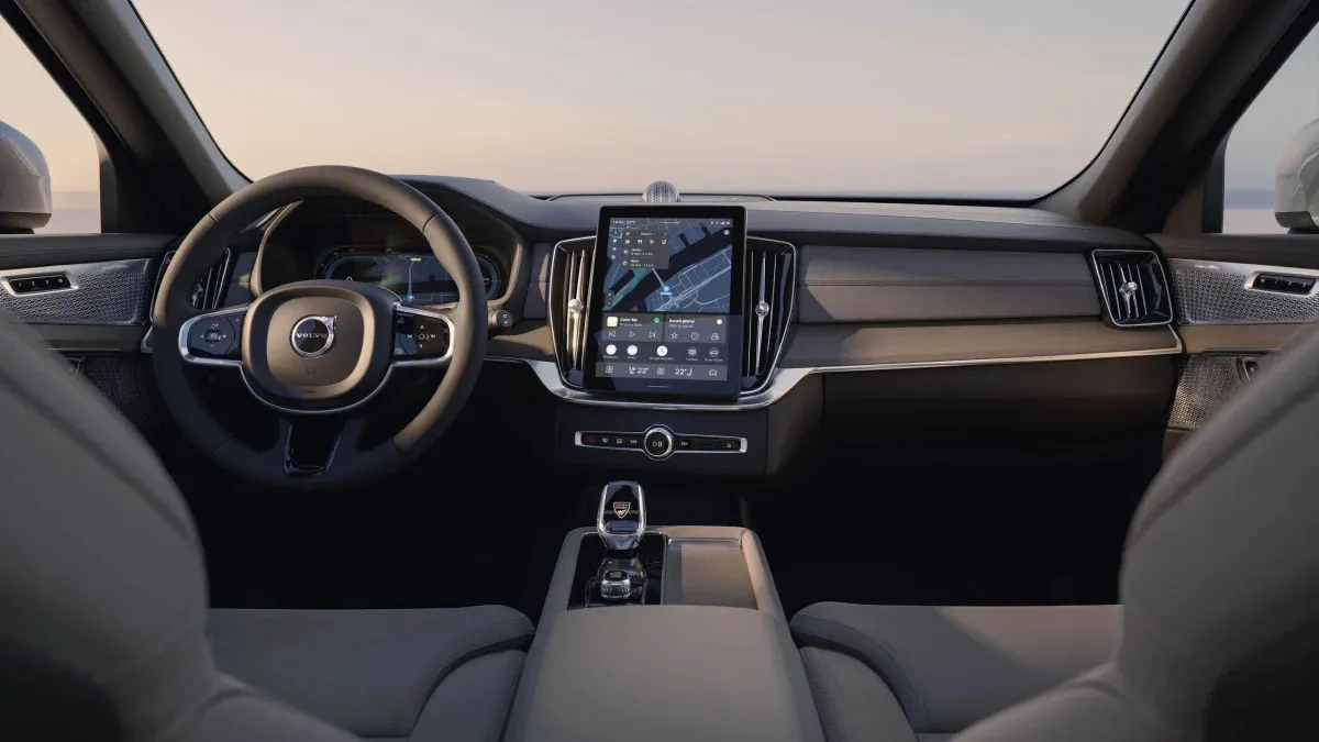 2025 Volvo XC90 Interior