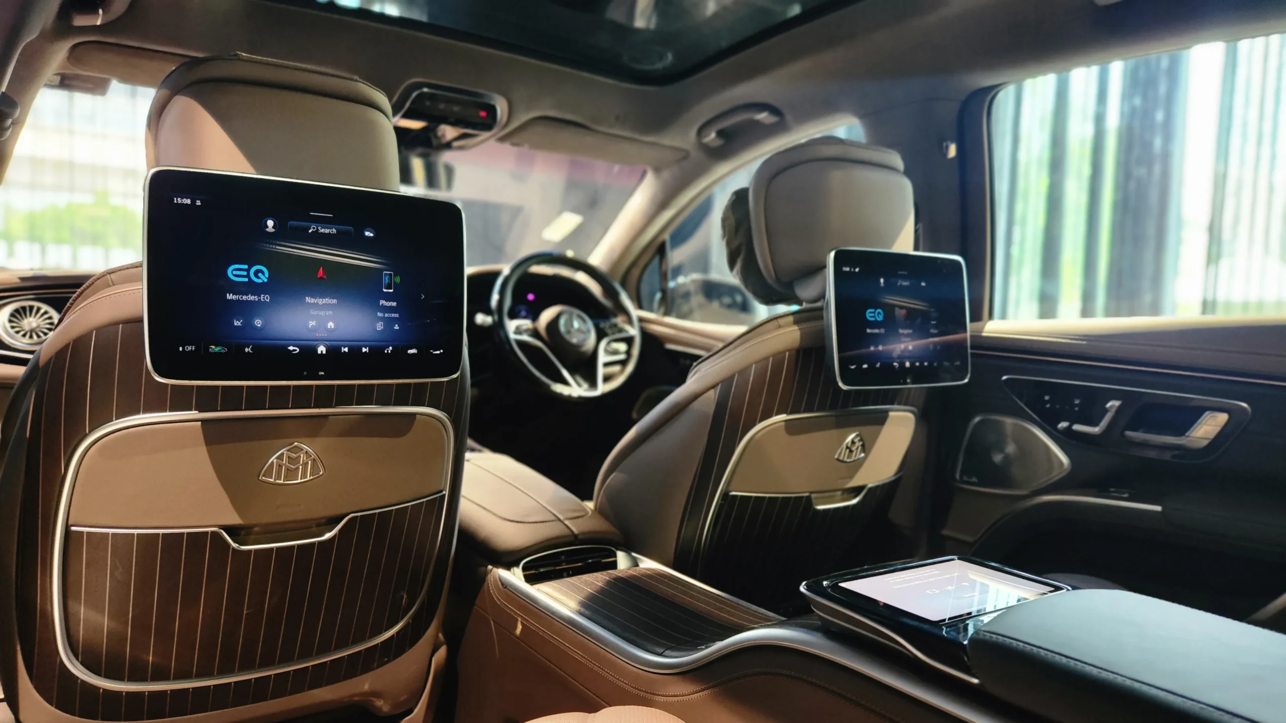 Mercedes-Maybach EQS 680 Interior