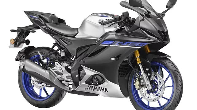 Yamaha R15M Carbon Fibre Pattern launch